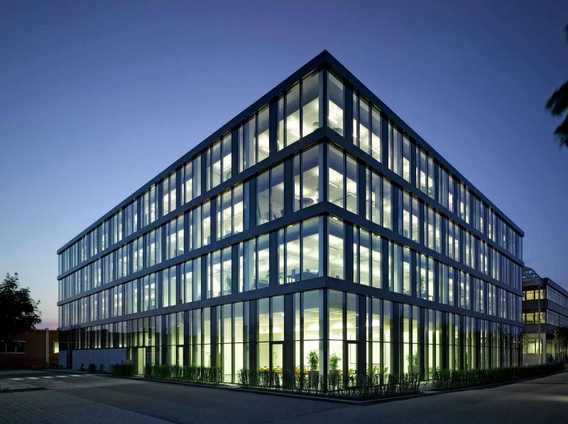 Bürogebäude Firma Bechtle